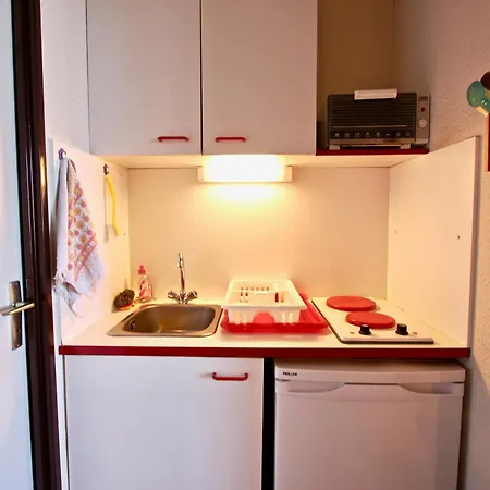 4 Pers, Sud, Pistes, - Fr-1-340-75 *